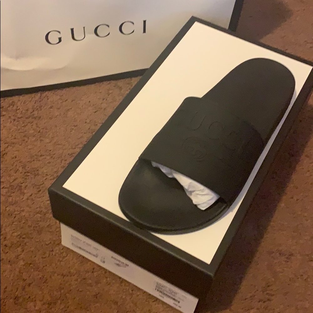 Gucci flip flops - Picture 1 of 2